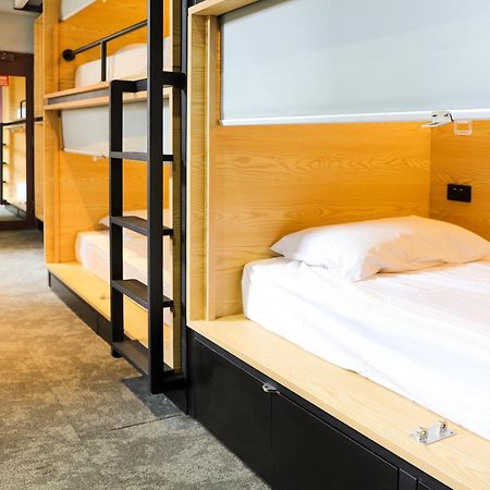 The Capsule Hotel Sydney Exterior photo