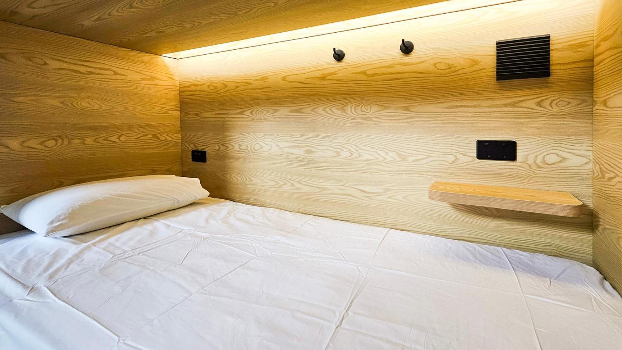 The Capsule Hotel Sydney Exterior photo